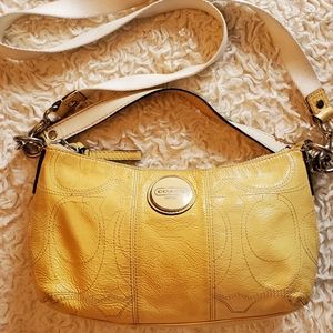 Vintage mustard coach shoulder bag